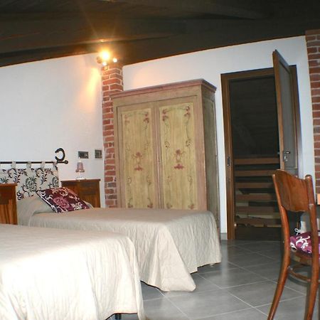 Il Vecchio Mulino Di Bairo Guest House Екстериор снимка