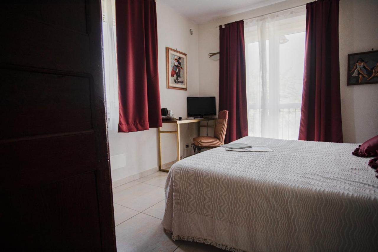 Il Vecchio Mulino Di Bairo Guest House Екстериор снимка