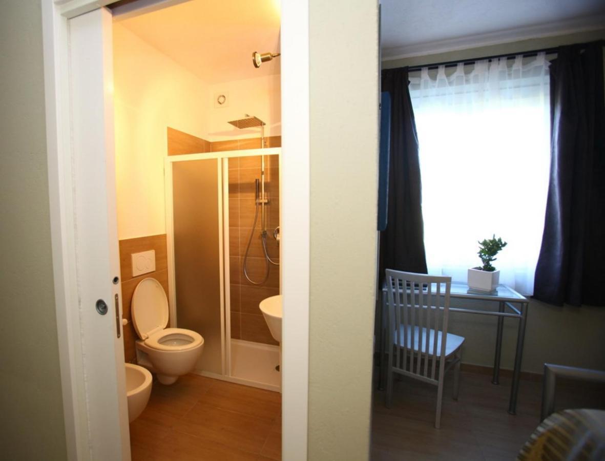 Il Vecchio Mulino Di Bairo Guest House Стая снимка