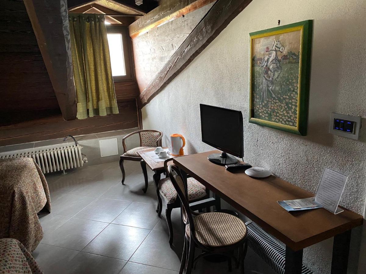 Il Vecchio Mulino Di Bairo Guest House Екстериор снимка