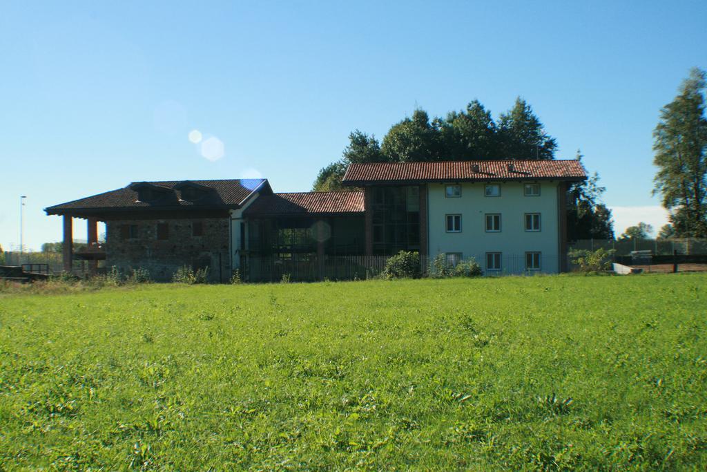 Il Vecchio Mulino Di Bairo Guest House Екстериор снимка