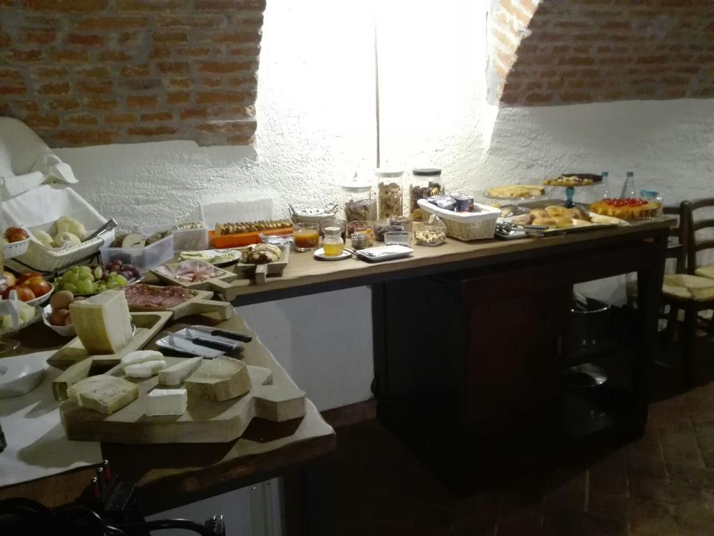 Il Vecchio Mulino Di Bairo Guest House Екстериор снимка